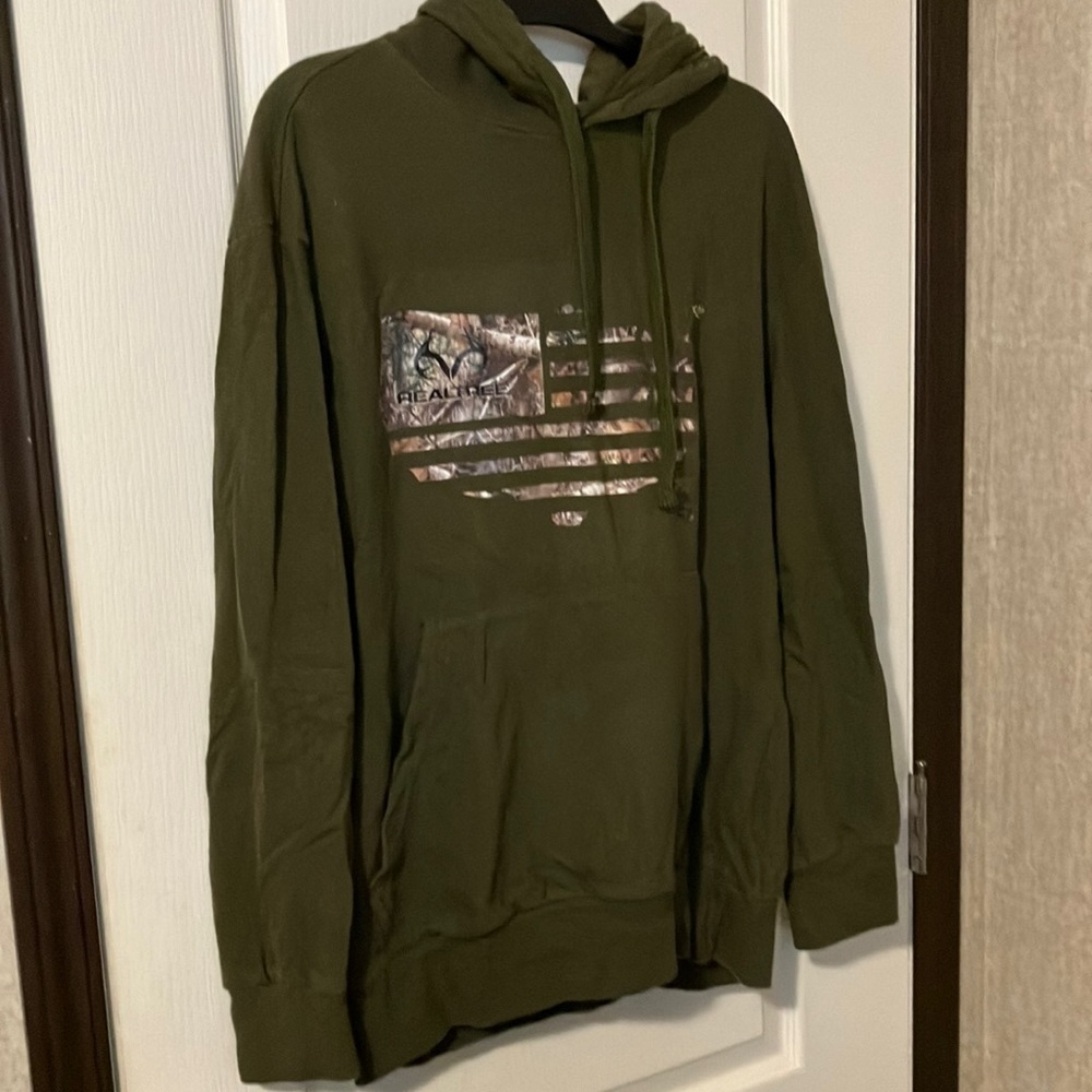 RealTree Men’s Hoodie